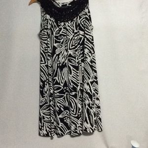 En Focus sleeveless dress Size 16.        A1